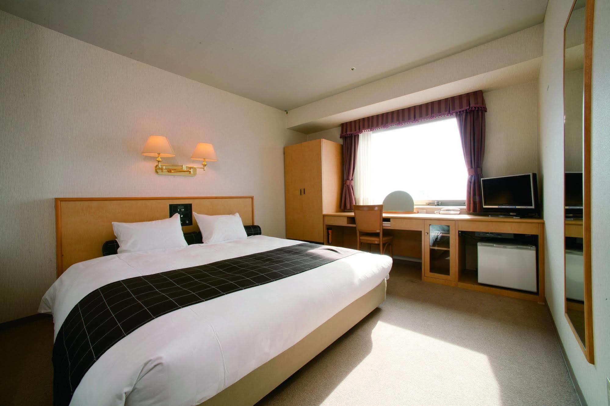 Yamagata Kokusai Hotel מראה חיצוני תמונה